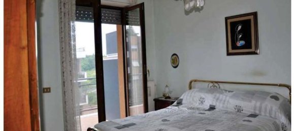 4 rooms Apartment in Rome, Italy No. 190659 23