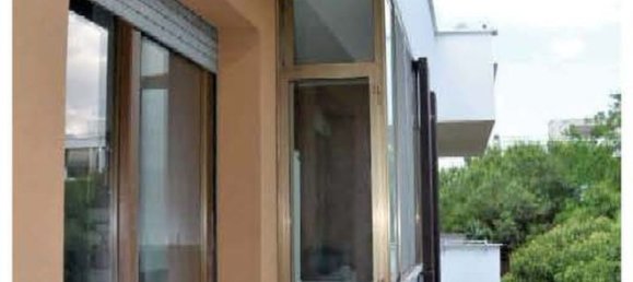 4 rooms Apartment in Rome, Italy No. 190659 13