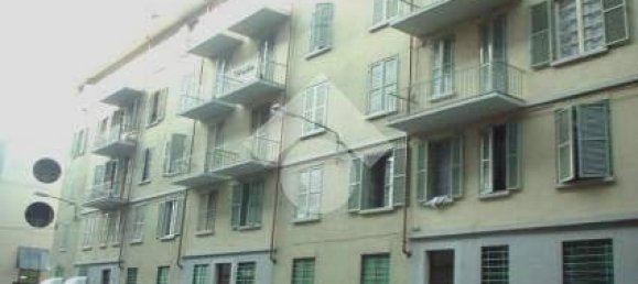 1 bedroom Apartment in Turin, Italy No. 54372 3