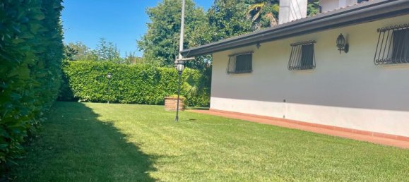 6 rooms House in San Donà di Piave, Italy No. 258664 5