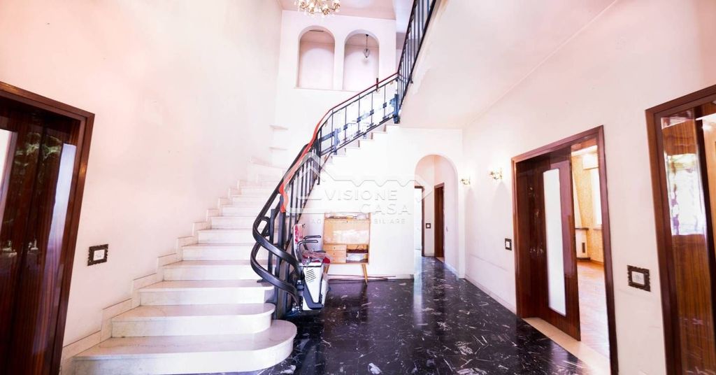 3 bedrooms Villa in Reggio Emilia, Italy No. 177834