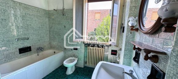 3 bedrooms Villa in Reggio Emilia, Italy No. 177834 23