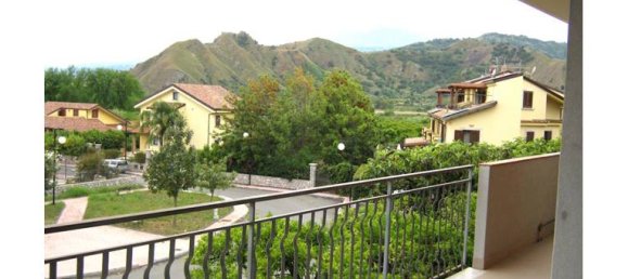 Квартира с 2 спальнями в Таормина, Италия № 254433 6