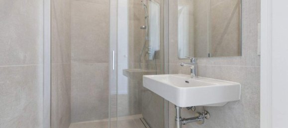 4 rooms Apartment in Hernals, Austria No. 147690 17