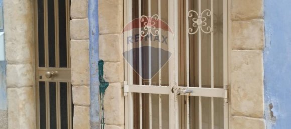 3 bedrooms House in Ragusa, Italy No. 171448 2