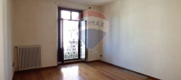 3غرفة شقة في Luino, Italy رقم 7053 20