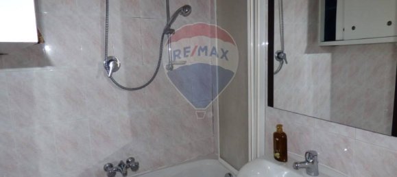 3غرفة شقة في Luino, Italy رقم 7053 30