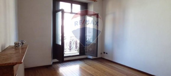 3غرفة شقة في Luino, Italy رقم 7053 6