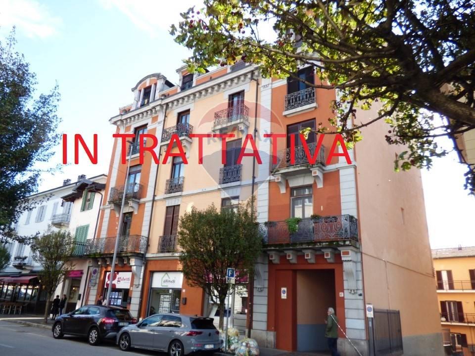 3غرفة شقة في Luino, Italy رقم 7053