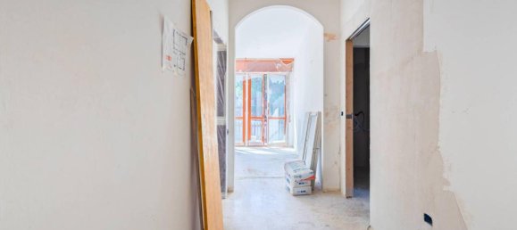 Apartamento de 6 habitaciónes en San Lazzaro di Savena, Italy No. 37336 5