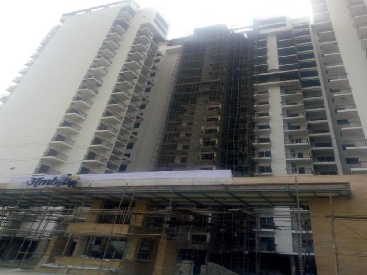 2 bedrooms House in Noida, India No. 67064