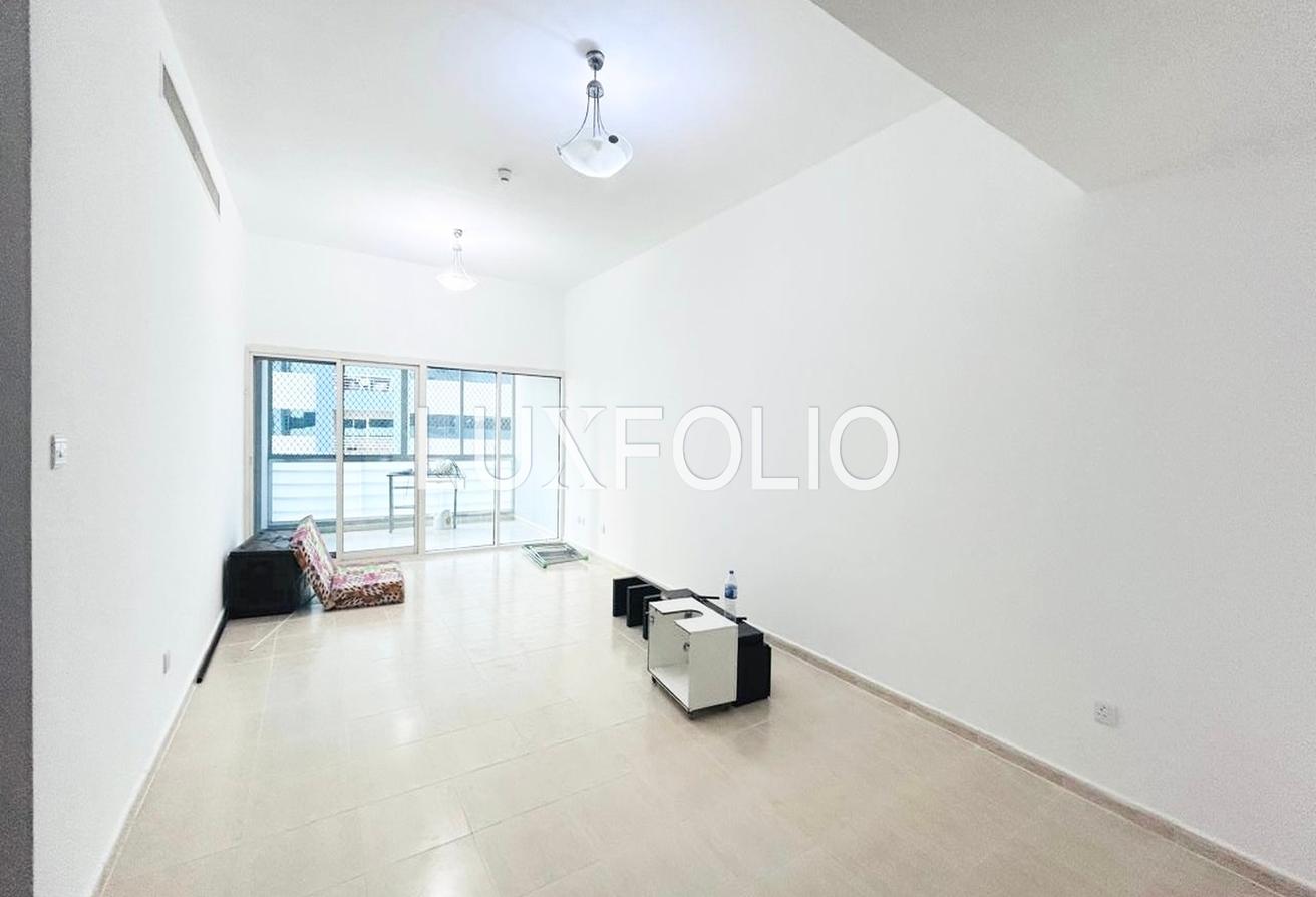 2 bedrooms Apartment in Dubai Sports City, UAE No. 101416