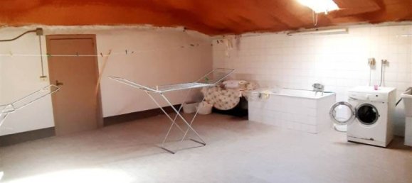 4 غرف نوم فيلا في Cavezzo, Italy رقم 208575 32