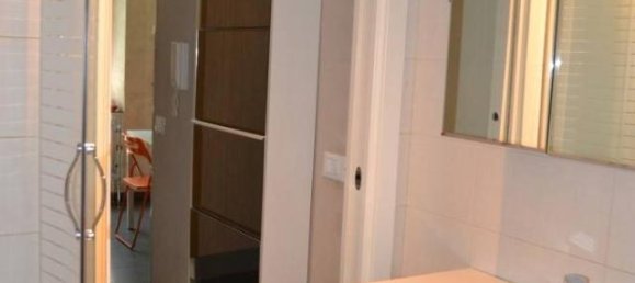 3 rooms Apartment in Rapallo, Italy No. 11666 4