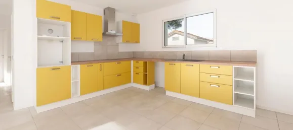 Casa de 3 dormitorios en Saint-Sever, France No. 352756 3