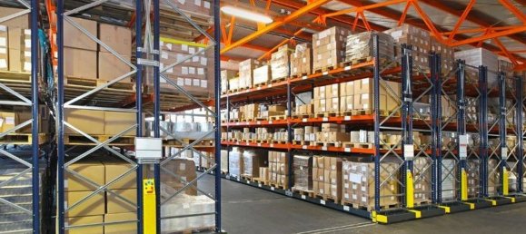 Lagerhaus in Settimo Torinese, Italy 12300m², Nr. 352987 8