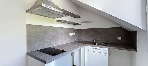 Квартира с 1 спальней в Редон, Франция № 290906 3