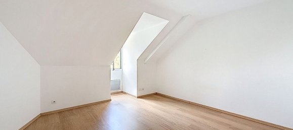 Квартира с 1 спальней в Редон, Франция № 290906 9