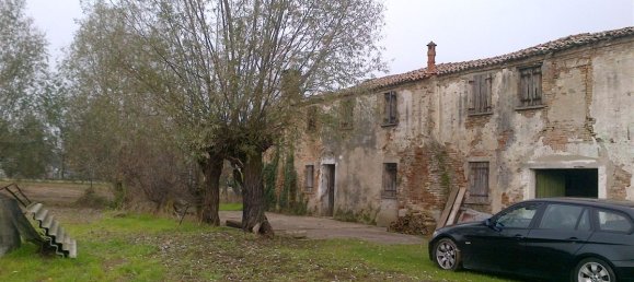 6 rooms House in Adria, Italy No. 223932 10