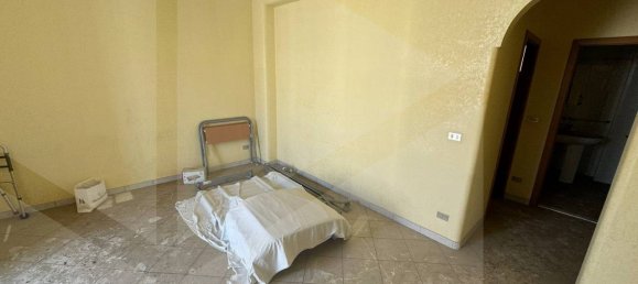 Квартира с 2 комнатами в Барлетта, Италия № 19220 5