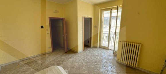 Квартира с 2 комнатами в Барлетта, Италия № 19220 4