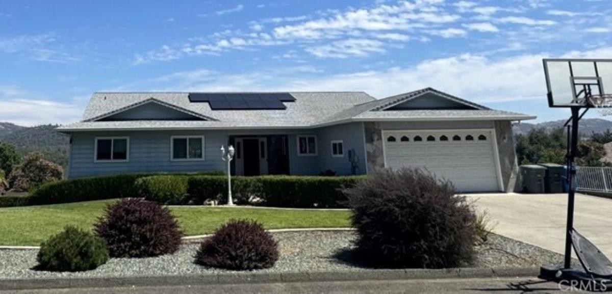 5 bedrooms House in Oroville, USA No. 415600