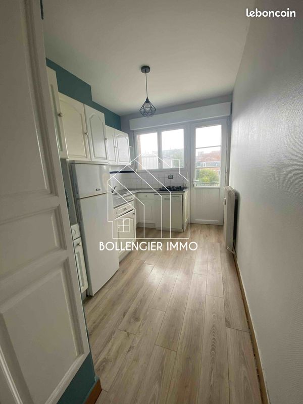 Apartamento de 2 dormitorios en Hazebrouck, France No. 244019