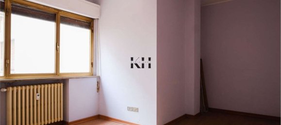 Büro in Pesaro, Italy 45m², Nr. 369848 2