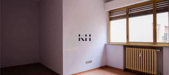 Büro in Pesaro, Italy 45m², Nr. 369848 3