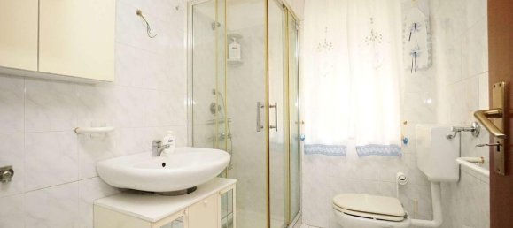 4 rooms Apartment in Messina, Italy No. 13699 25