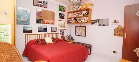 4 rooms Apartment in Messina, Italy No. 13699 22