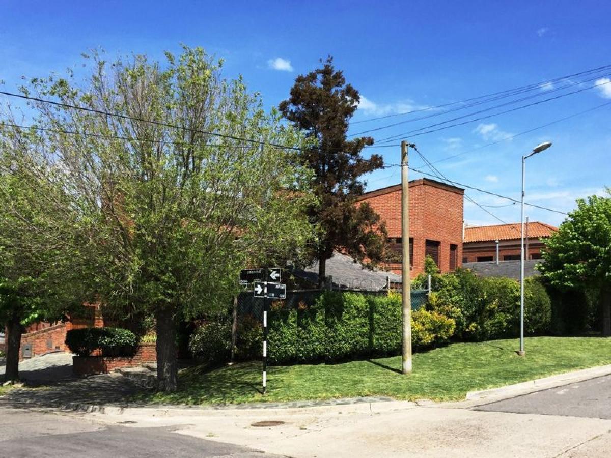 4 chambres Maison à Mar del Plata, Argentina No. 74537