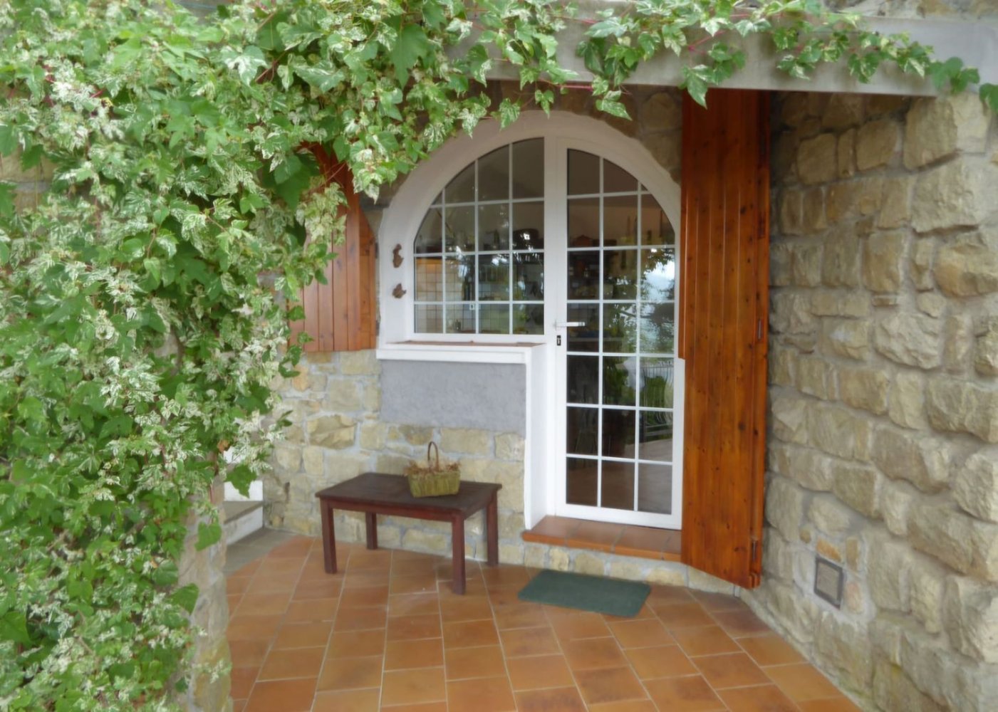 3 bedrooms Villa in Bajardo, Italy No. 382066