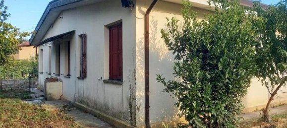 4 bedrooms House in Salgareda, Italy No. 343276 2