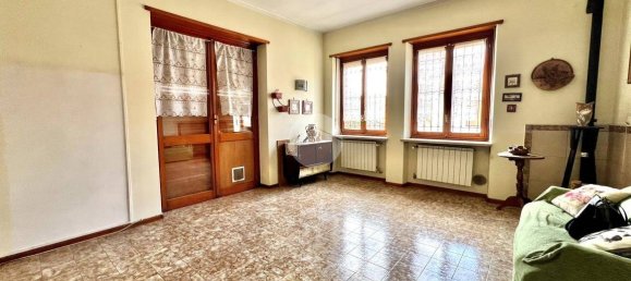 4 bedrooms Villa in Avigliana, Italy No. 52367 20