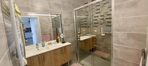 Apartamento de 2 dormitorios en Avignon, France No. 360936 12