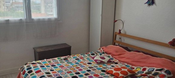 2 chambres Appartement à Romainville, France No. 330562 3