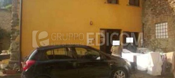 Квартира с 3 комнатами в Мерате, Италия № 71282 2