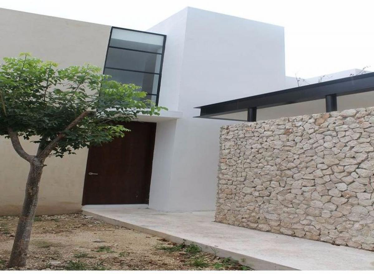Casa de 3 dormitorios en Mérida, Mexico No. 73236