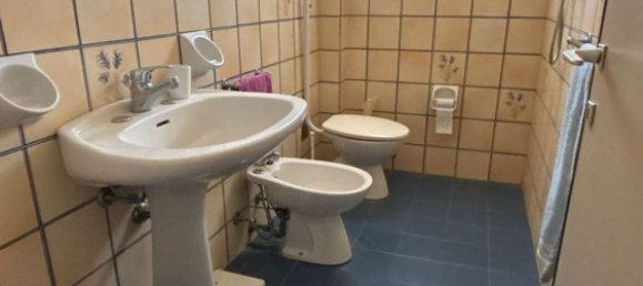 Квартира с 3 спальнями в Лезина, Италия № 325793 8