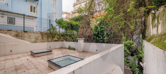 3 bedrooms Apartment in Lisbon, Portugal No. 11182 36