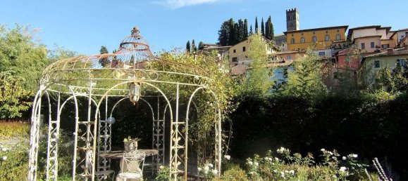 7 bedrooms Villa in Barga, Italy No. 202 6