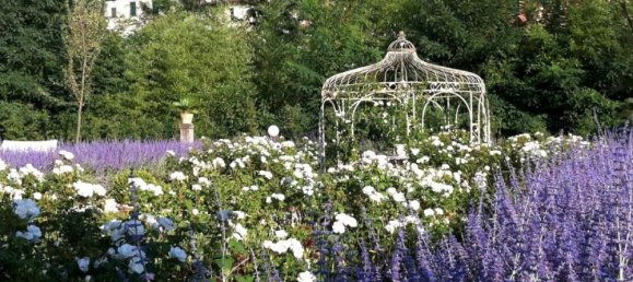 7 bedrooms Villa in Barga, Italy No. 202 3