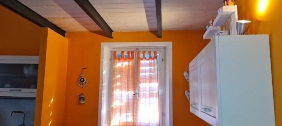 Apartamento de 4 habitaciónes en Carrara, Italy No. 296395 20