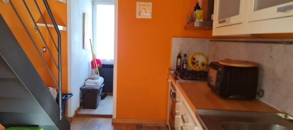Apartamento de 4 habitaciónes en Carrara, Italy No. 296395 3