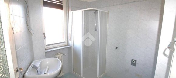 3 bedrooms Apartment in Trofarello, Italy No. 129792 9