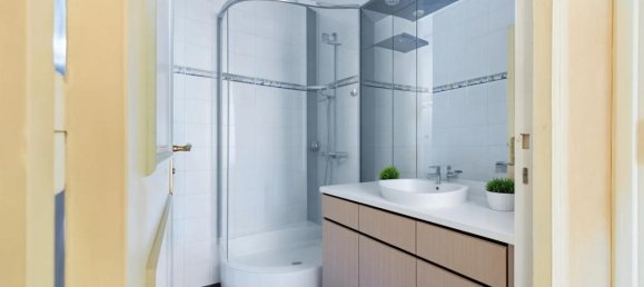 2 bedrooms Apartment in Nantes, France No. 95533 8