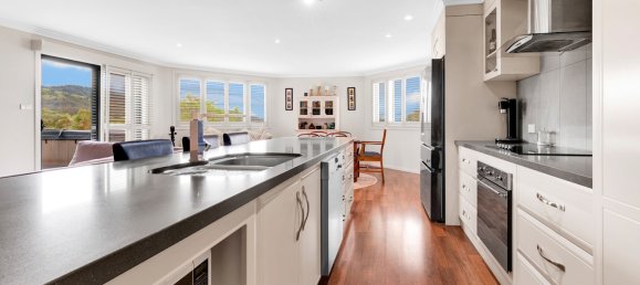 4 bedrooms House in North Tamworth, Australia No. 34 12