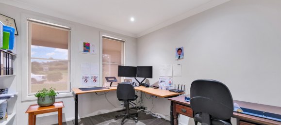 4 bedrooms House in North Tamworth, Australia No. 34 14