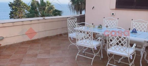 Apartamento de 4 habitaciónes en Gaeta, Italy No. 234921 3